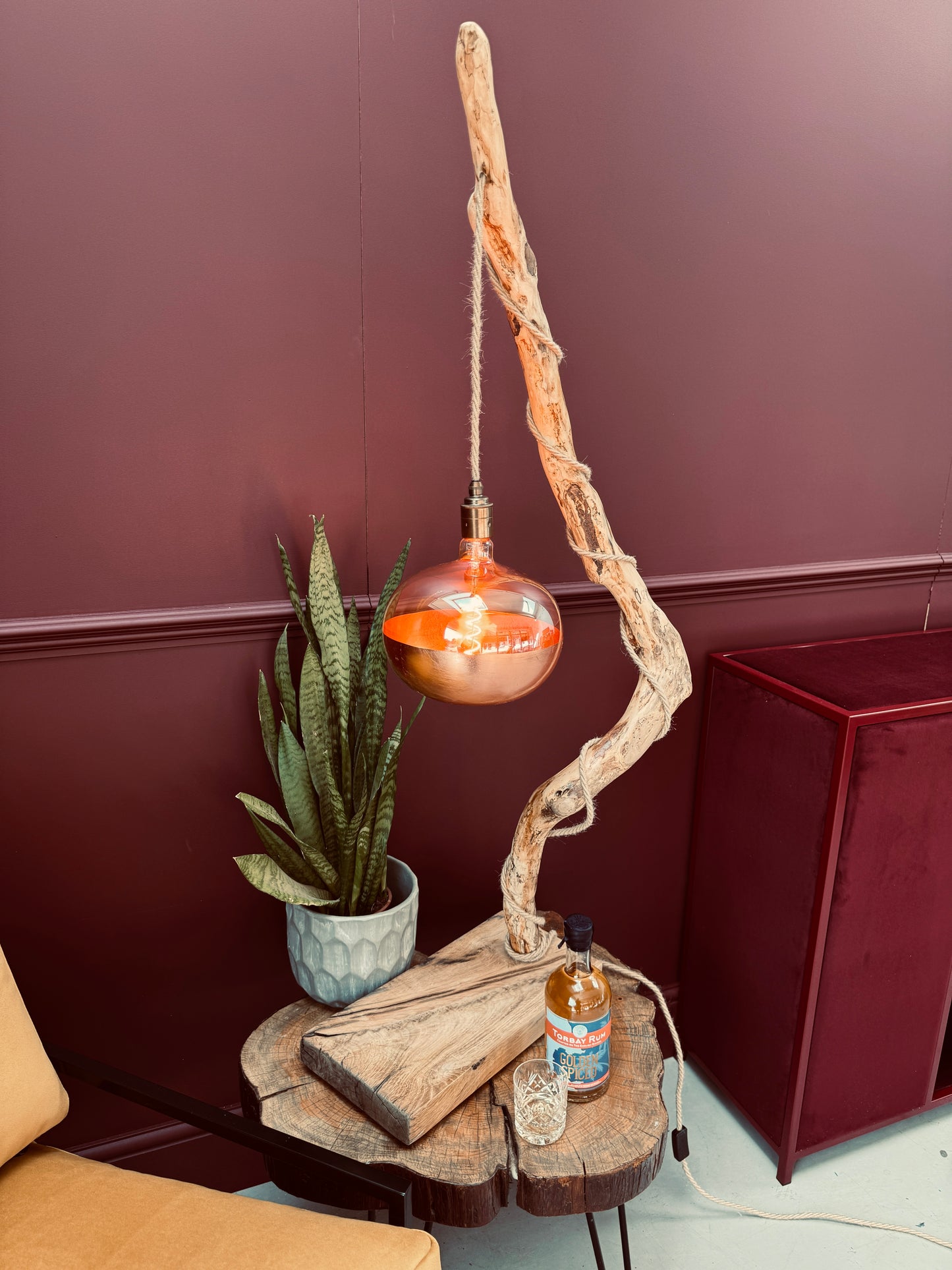 Anaïs – Reclaimed Rhododendron and Oak Branch Lamp with Jute Cable