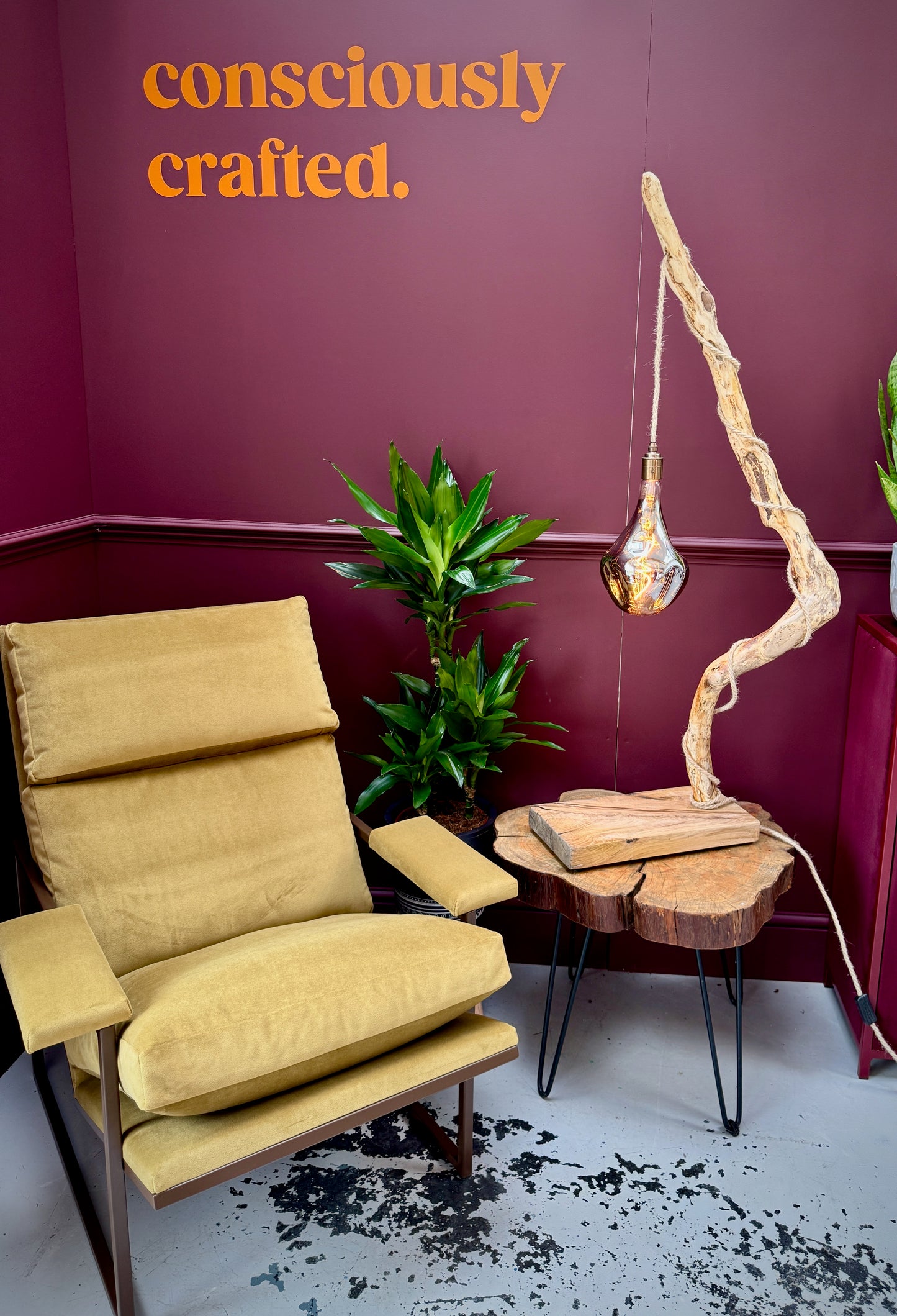 Anaïs – Reclaimed Rhododendron and Oak Branch Lamp with Jute Cable