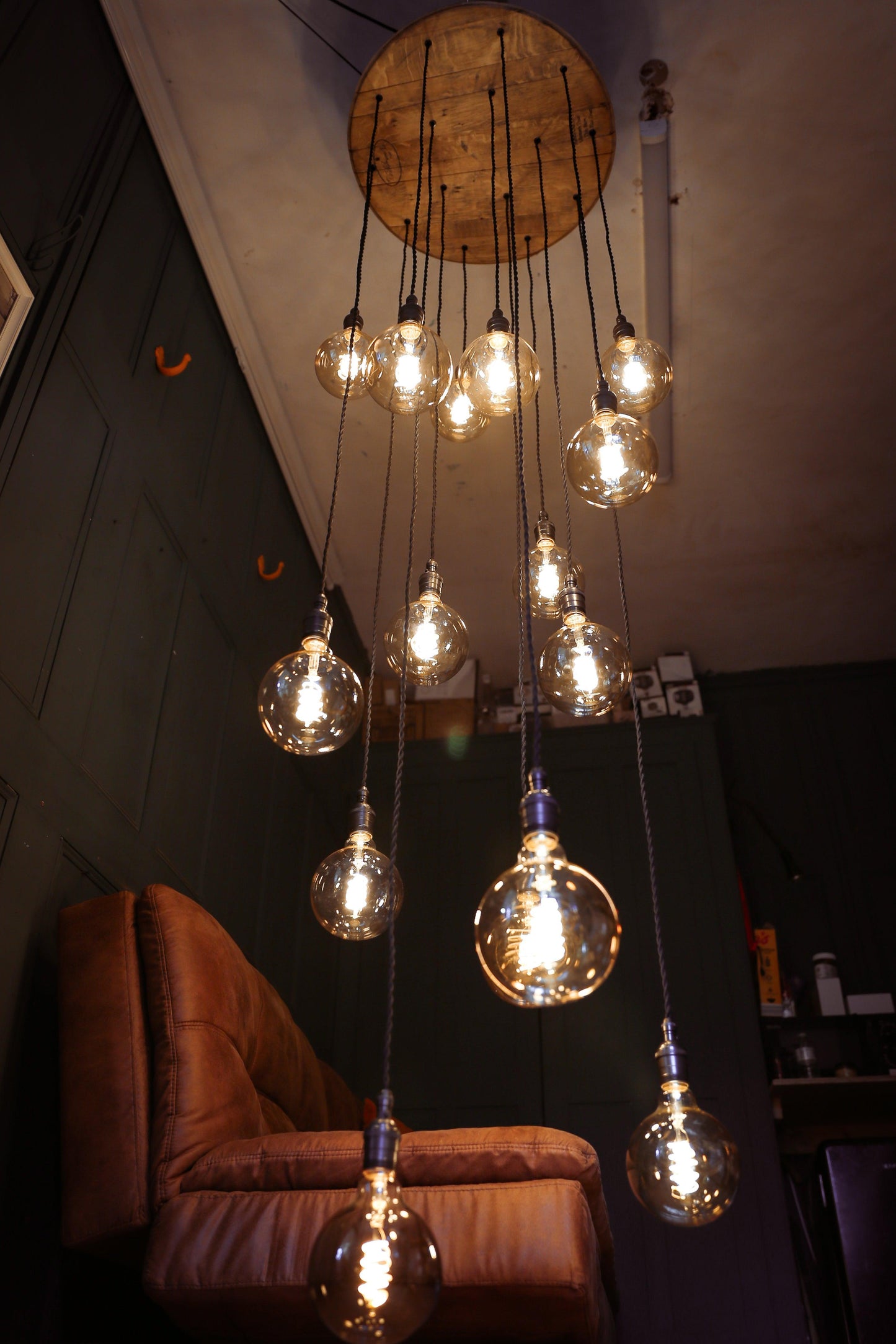 Handcrafted 15 Bulb Whiskey Barrel Lid Cascade Chandelier - MooBoo Home