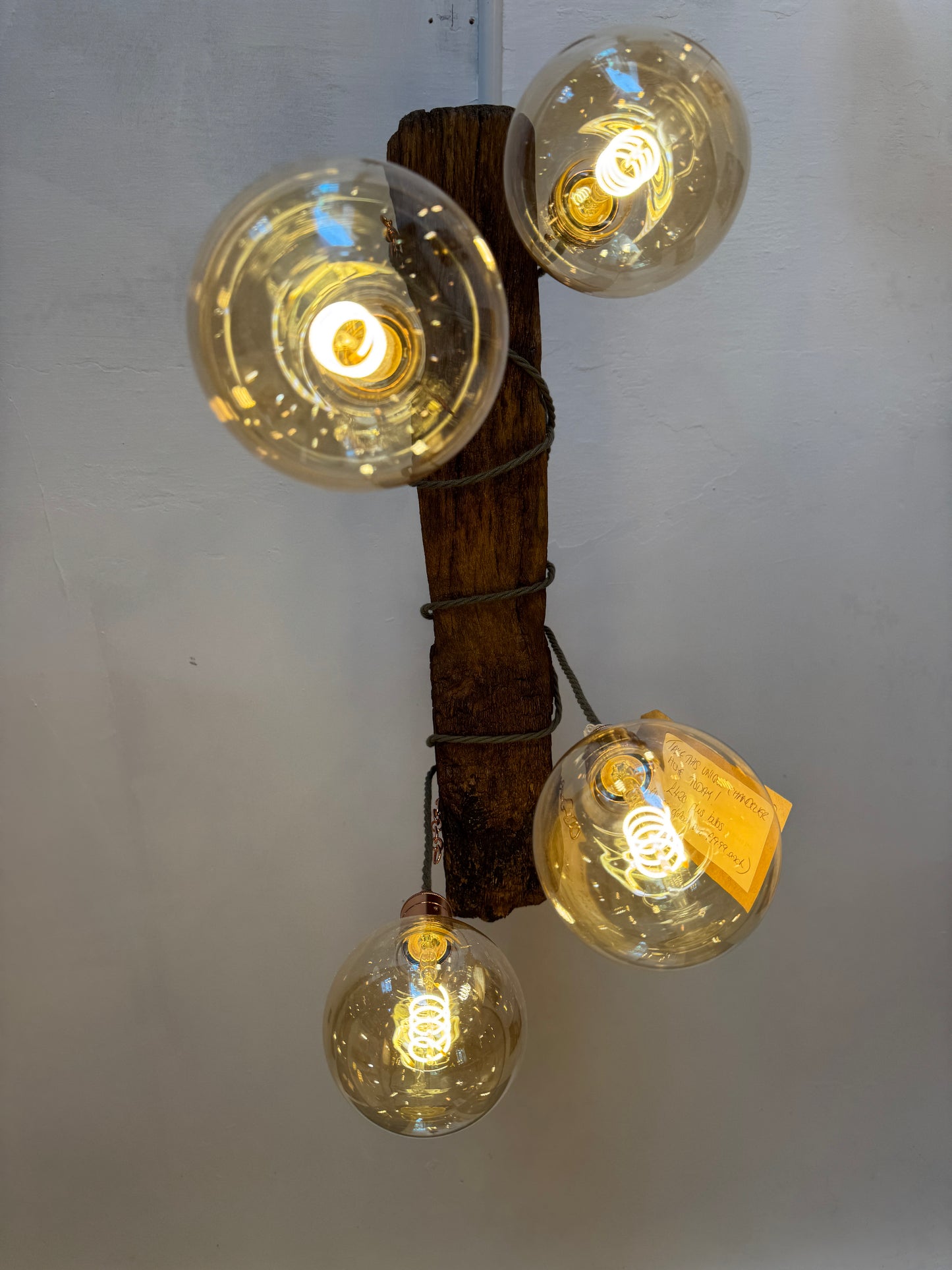 Lustre à poutres en chêne rustique épais avec câbles enveloppés