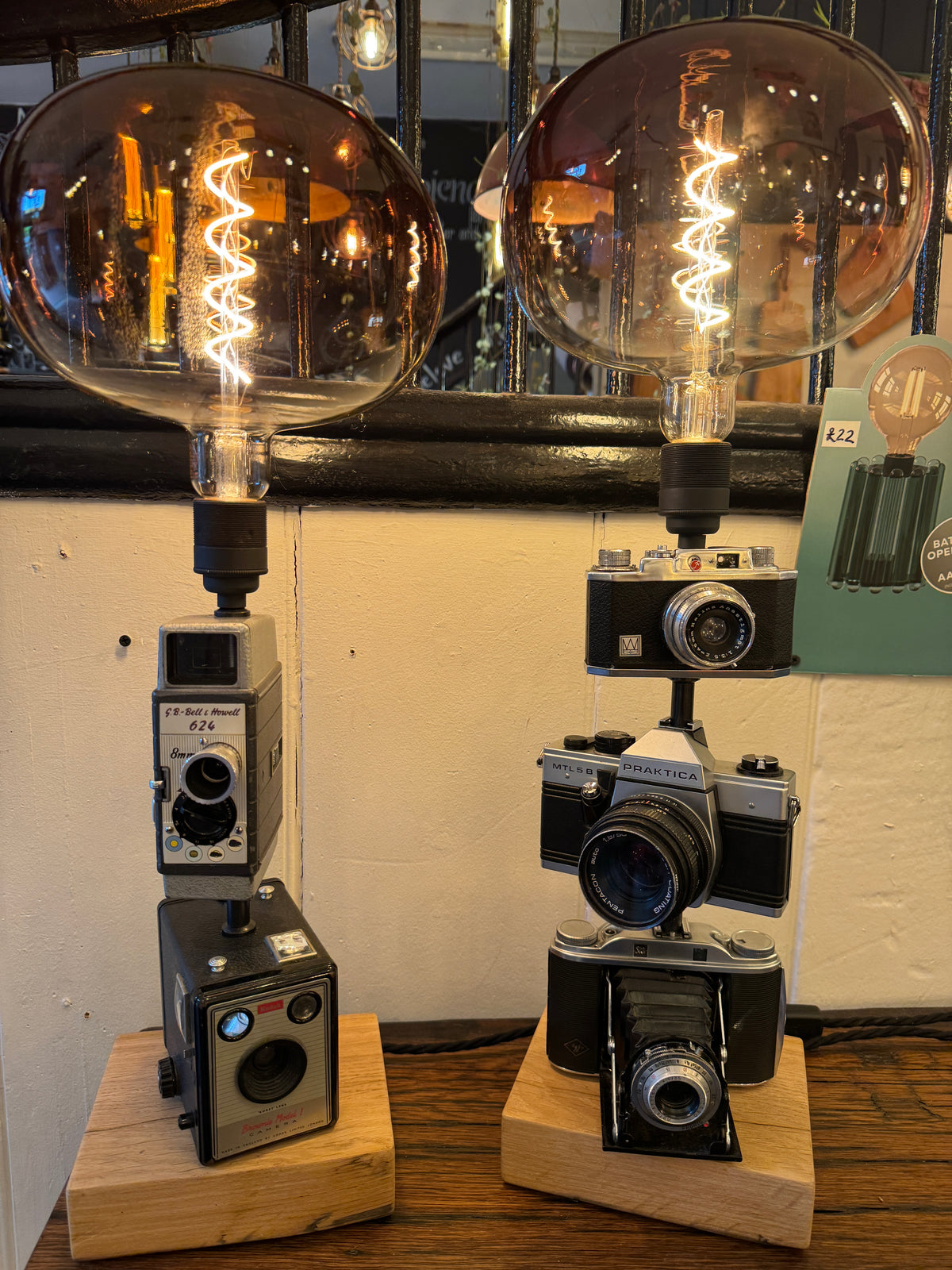 Legacy Camera Lamp – Bespoke Vintage Camera Table Lamp