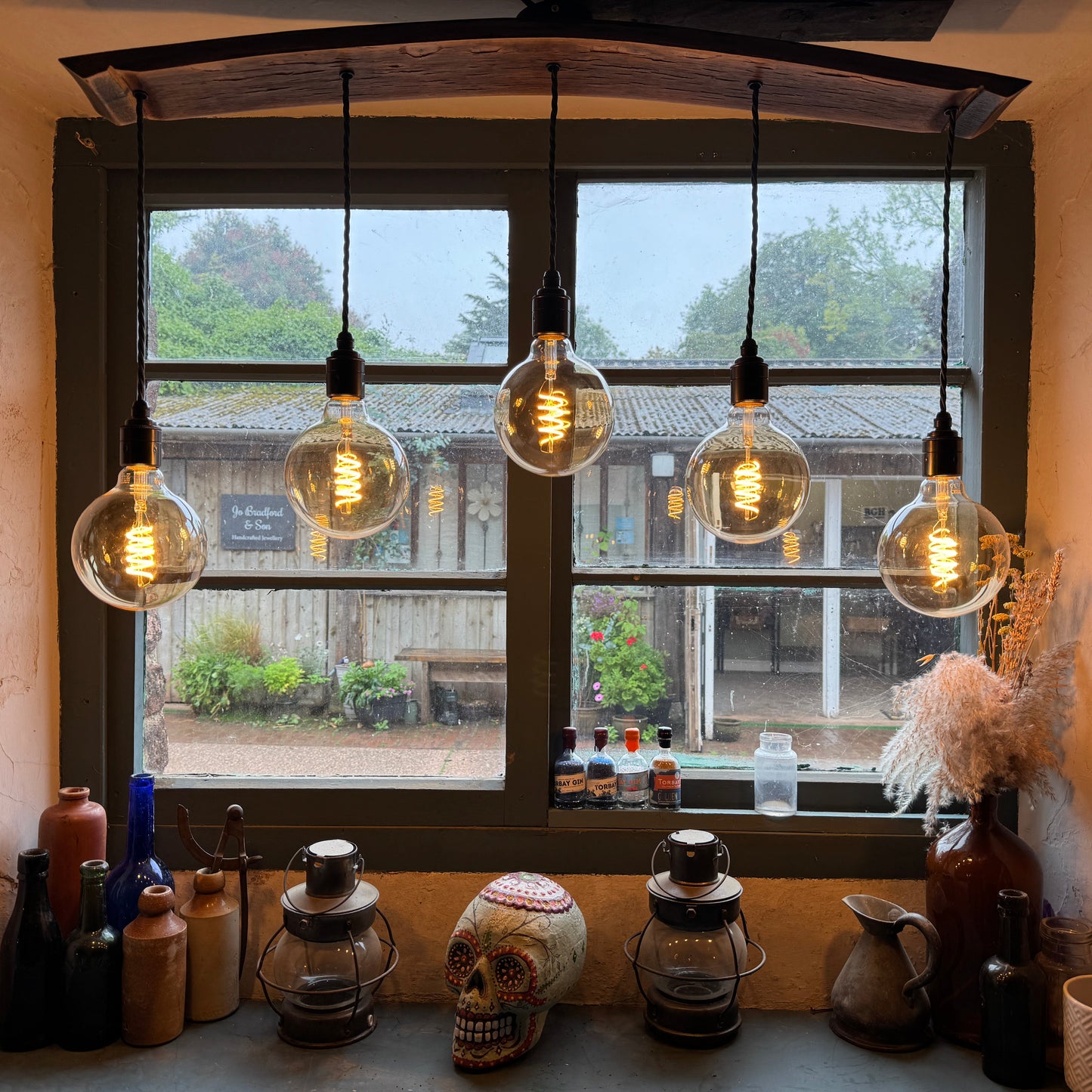The Stave – 5 Bulb Reclaimed Whisky Barrel Chandelier