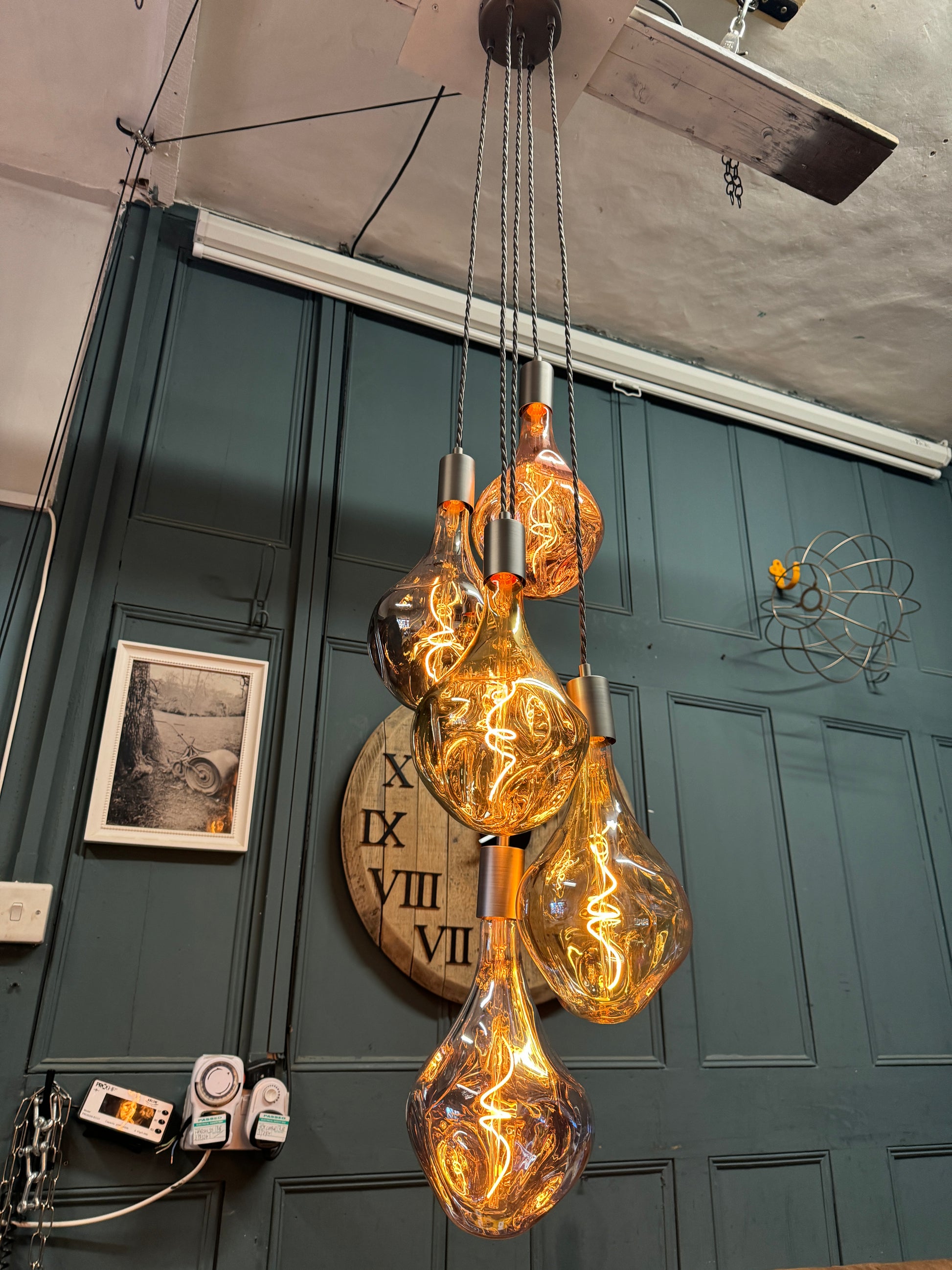 five bulb cluster pendant light